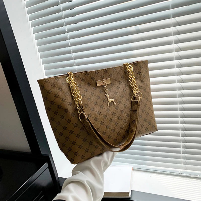 Soft Leather Large Capacity Tote Bag – Women's Shoulder Bag with Tassel
