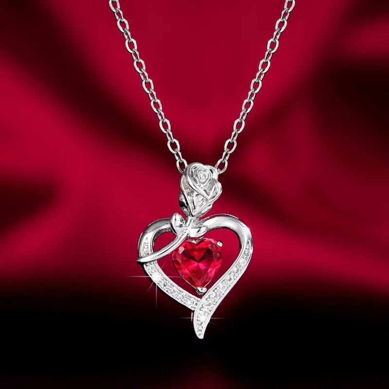 Elegant Heart-Shaped Pendant Necklace – Mother's Day Gift for Best Friends