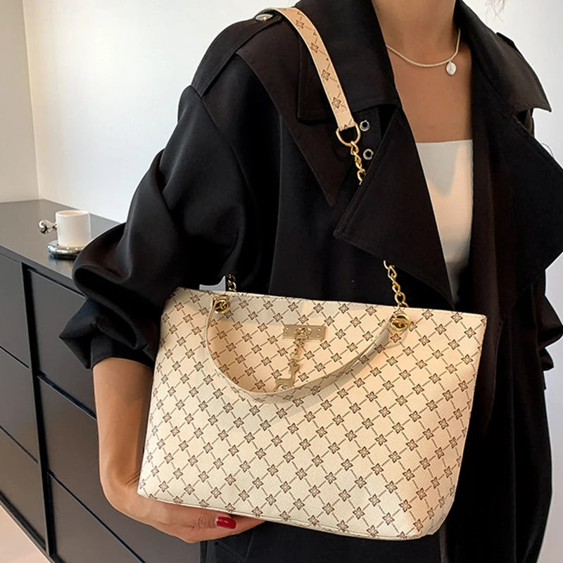 Soft Leather Large Capacity Tote Bag – Women's Shoulder Bag with Tassel
