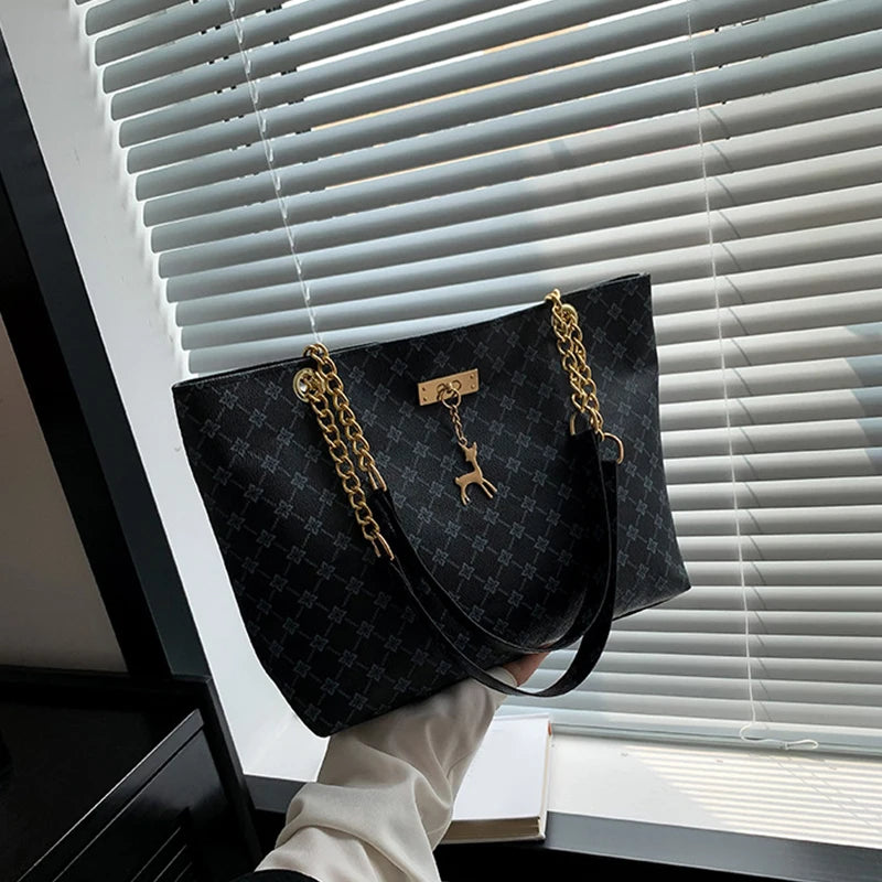 Soft Leather Large Capacity Tote Bag – Women's Shoulder Bag with Tassel