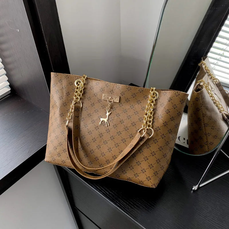 Soft Leather Large Capacity Tote Bag – Women's Shoulder Bag with Tassel