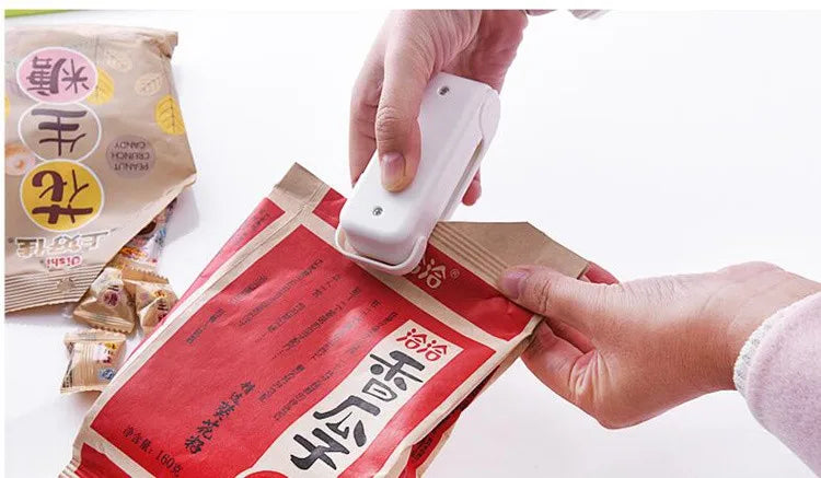 Mini Bag Sealer Machine – Portable Heat Sealer for Food & Snack Storage
