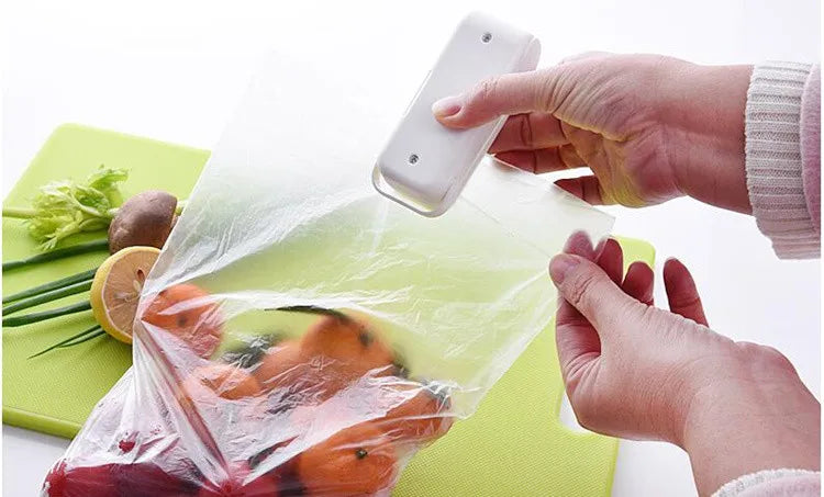 Mini Bag Sealer Machine – Portable Heat Sealer for Food & Snack Storage