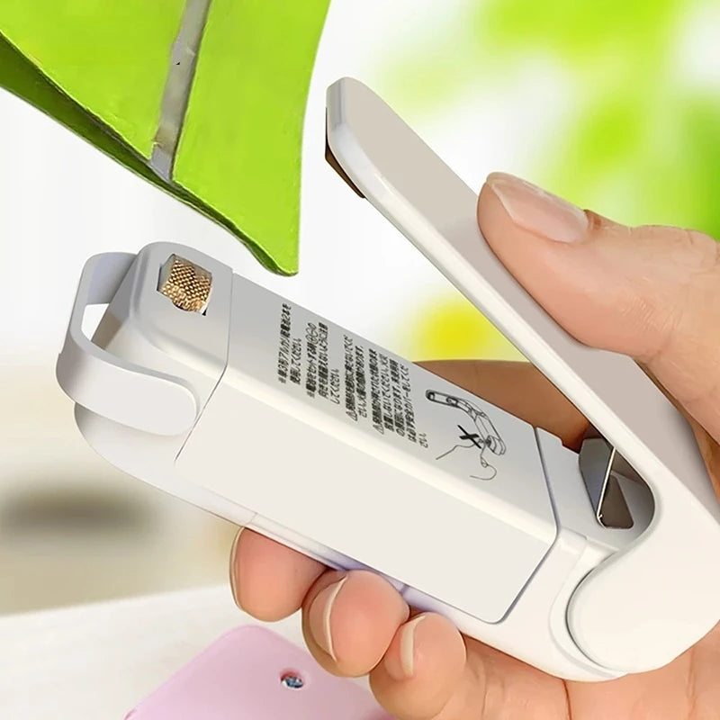 Mini Bag Sealer Machine – Portable Heat Sealer for Food & Snack Storage
