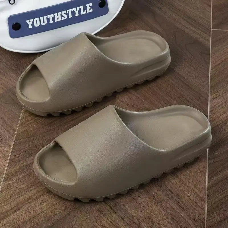 EVA Cloud Slippers – Thick-Soled Beach Sandals for Men & Women