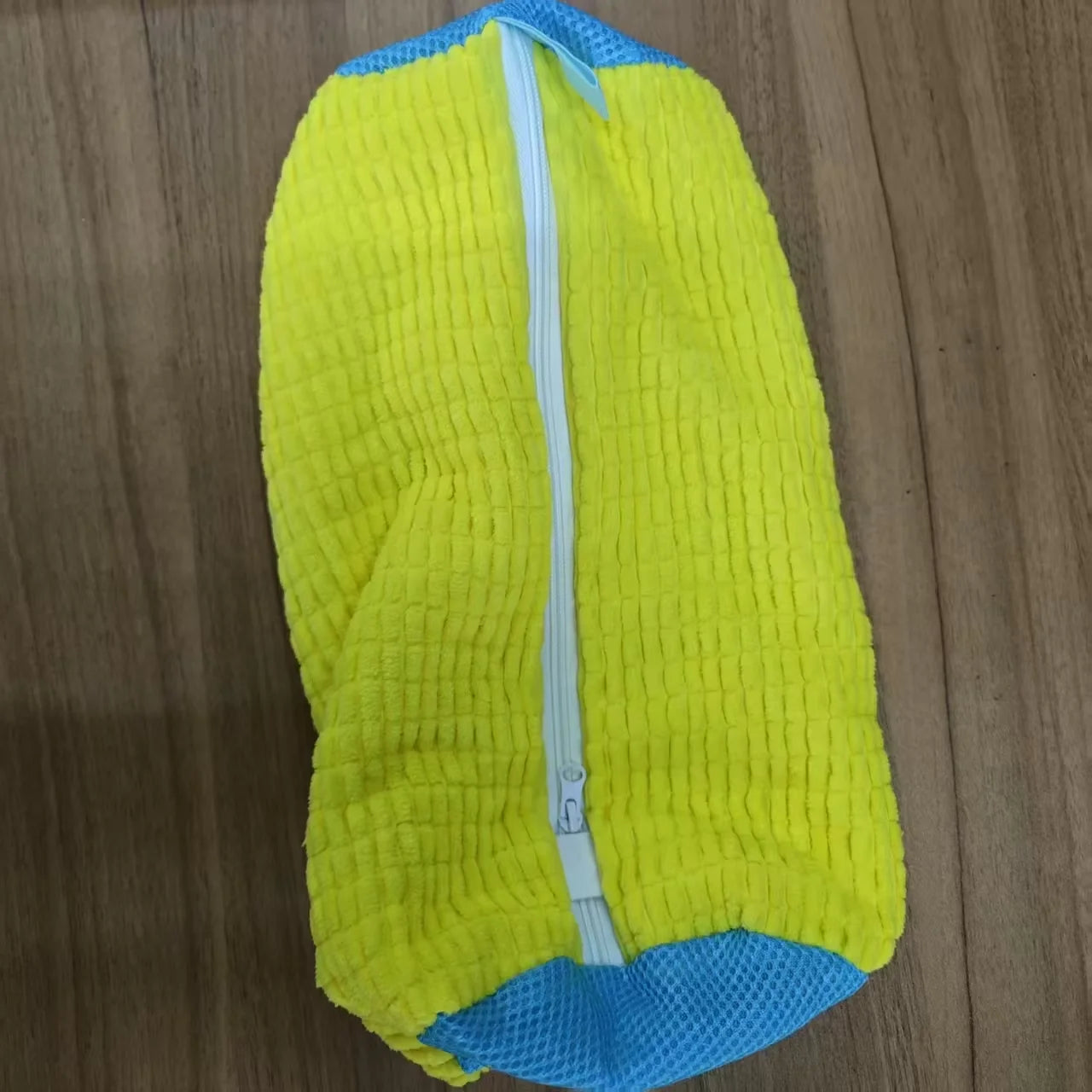 Shoe Washing Bag — Mesh Laundry Bag for Washer & Dryer (3 Colors)