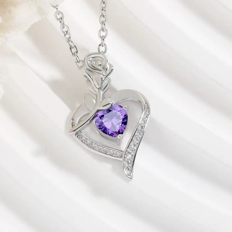 Elegant Heart-Shaped Pendant Necklace – Mother's Day Gift for Best Friends